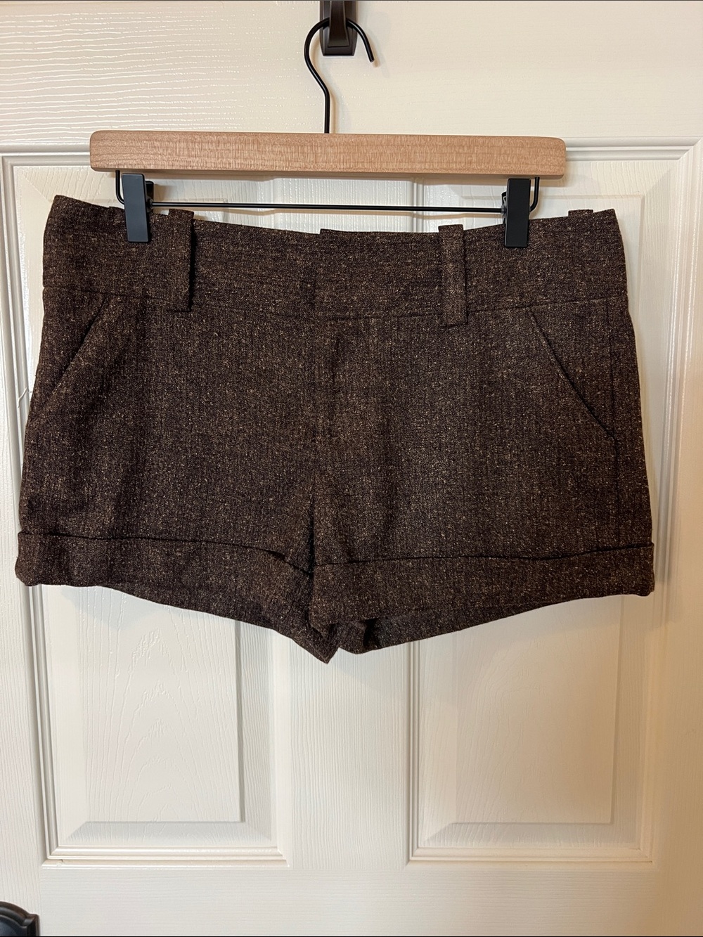 Alice + Olivia Shorts Brown Tweed Cuffed Fall
